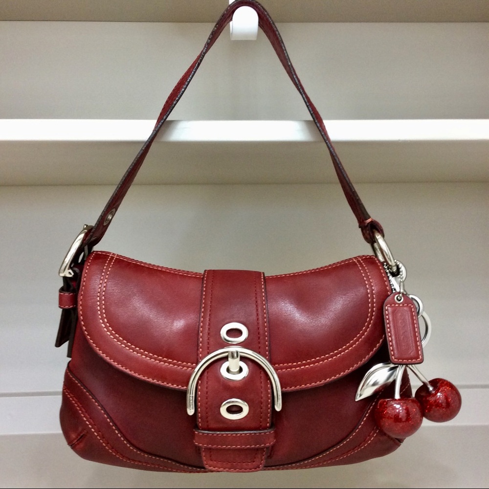 Coach Vintage Small Soho Flap Cherry Red Buckle Shoulder Bag Y2K Handbag Purse